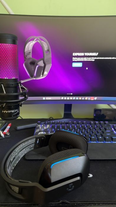 Гейминг слушалки Logitech g733 lightspeed безжични