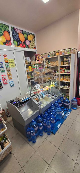 Преотстъпвам работещ магазин