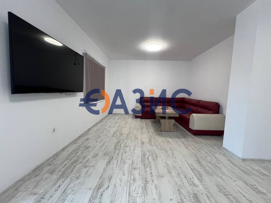 Продава се Тристаен апартамент в Созопол - 124 кв.м за 823 €/кв.м - Снимка #10