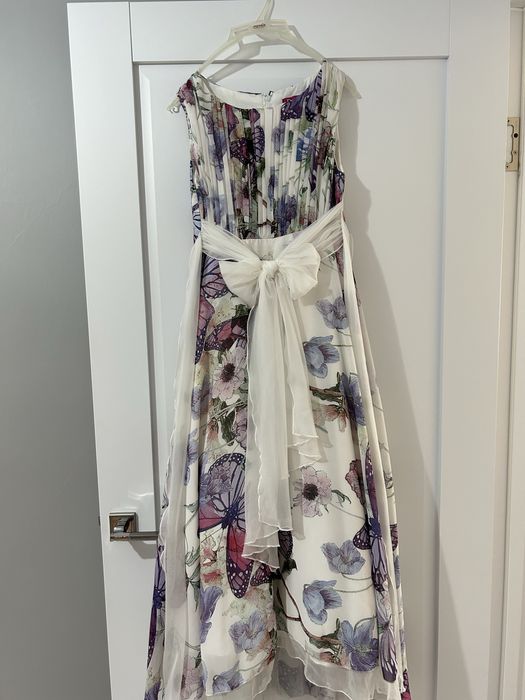 Платье нарядное для девочки 11-12 лет