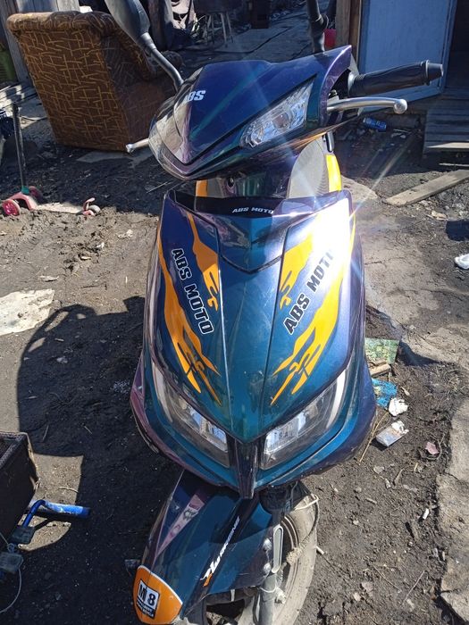 Продам скутер срочно