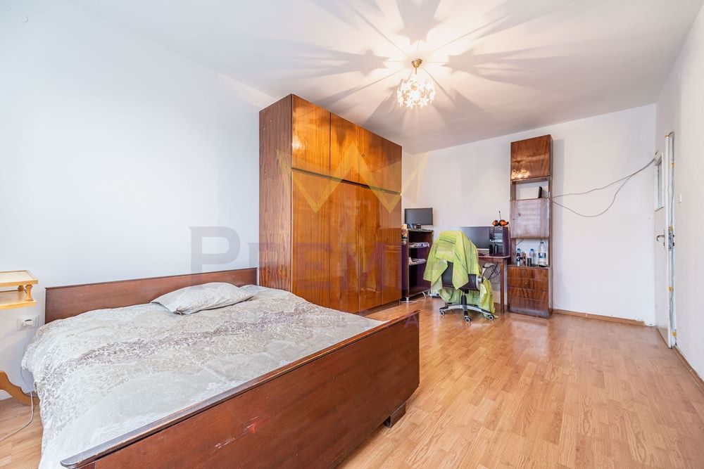 Продава се Четиристаен апартамент в Варна, Бизнес хотел - 103 кв.м за 1748 €/кв.м - Снимка #7