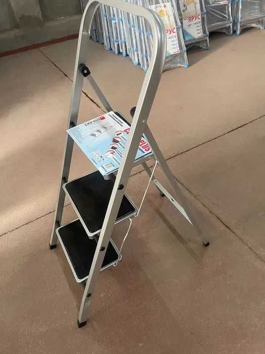 Стремянка Perilla CLASS PLUS Турецкая из России