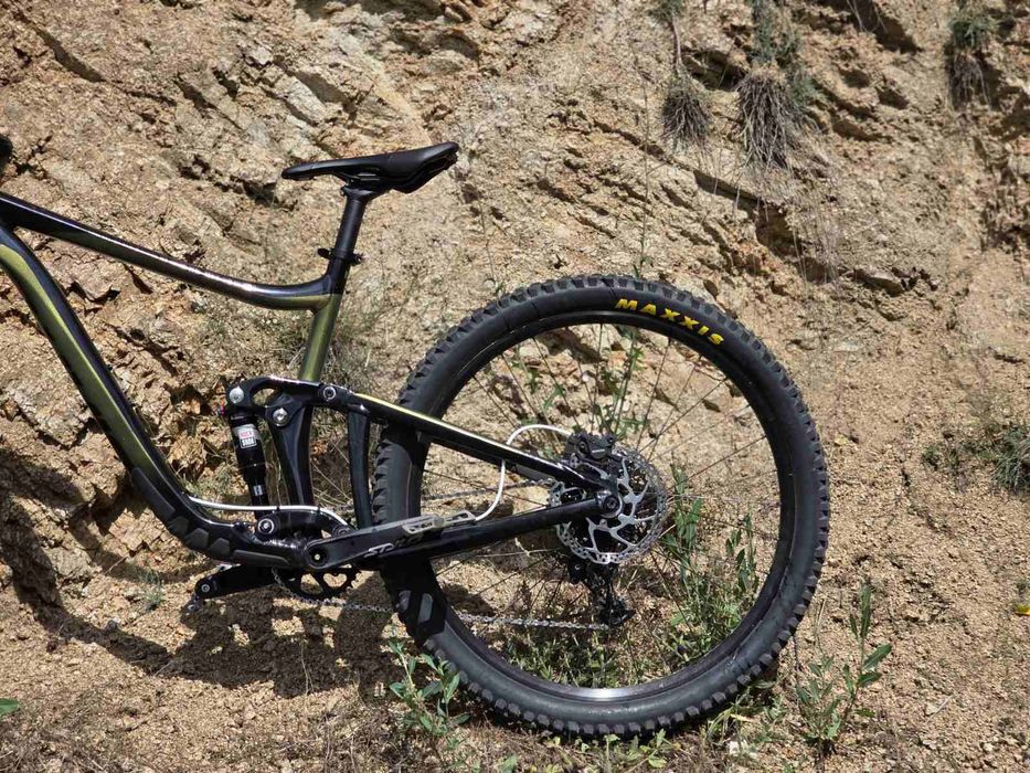 Giant Reign 2023 – Размер L / RockShox Yari /