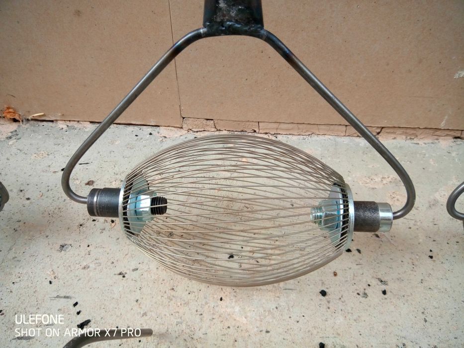 Ръчен уред за събиране на лешници или орехи.