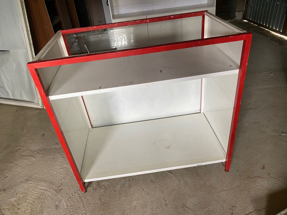 Шкаф офисный и полка