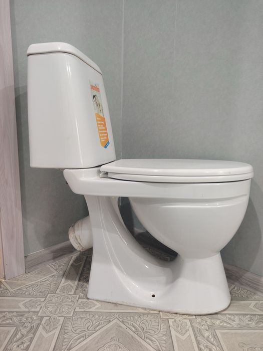 Продам Унитаз в идеальном состояний.