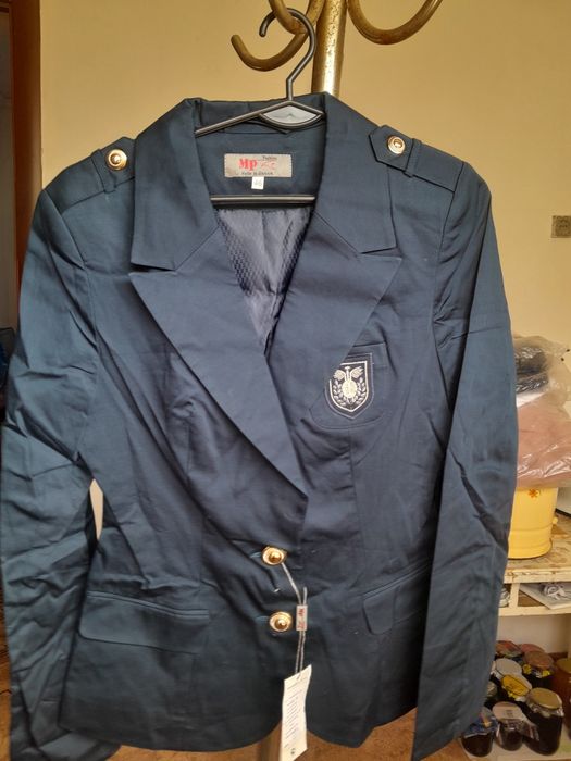 продам женские новый пиджак
