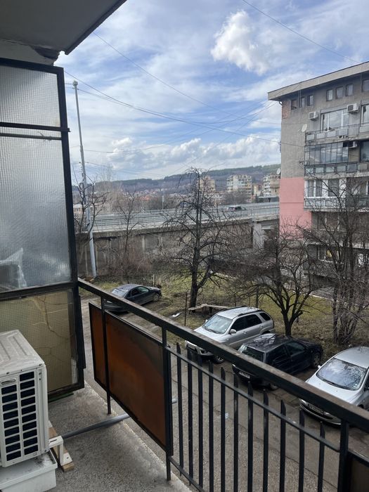 Продава се Тристаен апартамент в Перник, Байкушева махала - 101 кв.м за 1213 €/кв.м - Снимка #13