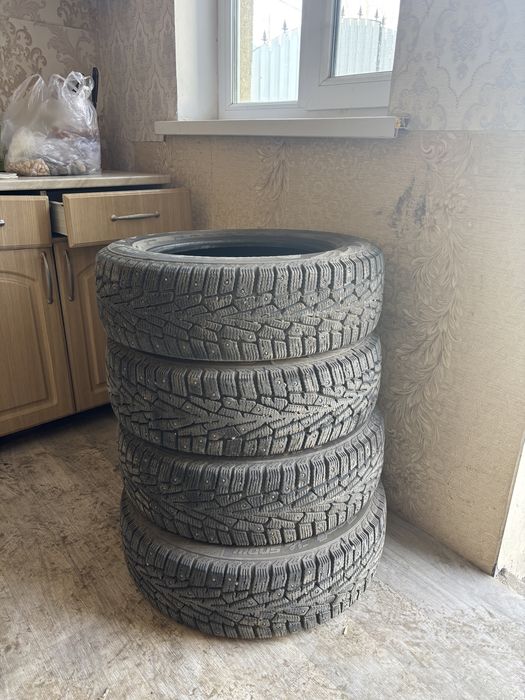 Продаю зимную шину