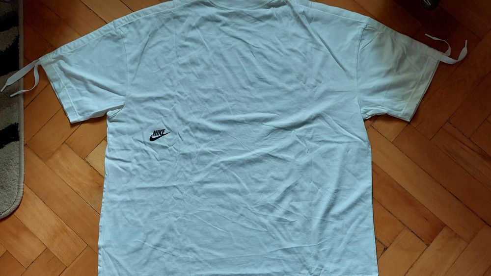 Tricou Nike Original mărime M Oversized Fit