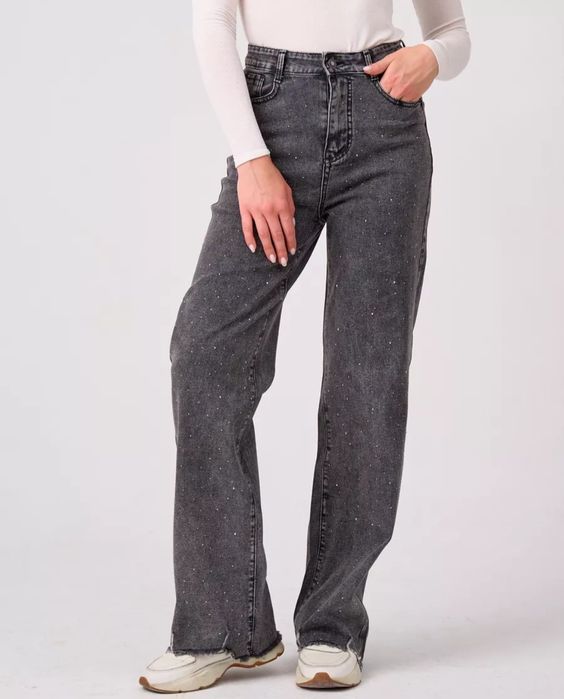 Джинсы серые трубы