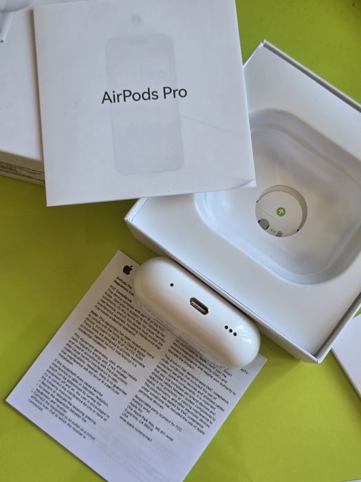 AirPods 2 Pro originale in stare perfecta