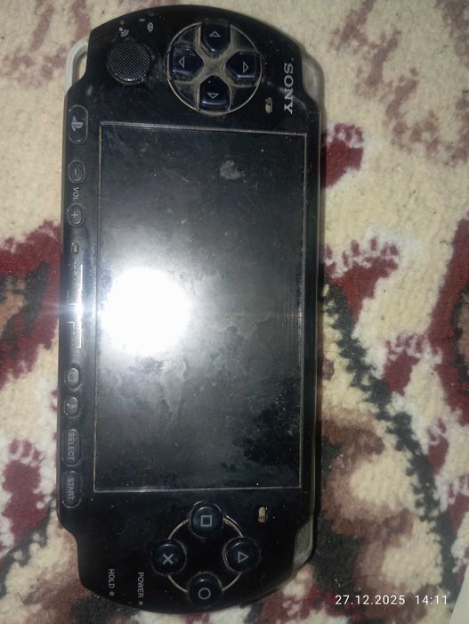 sony psp 3000. i