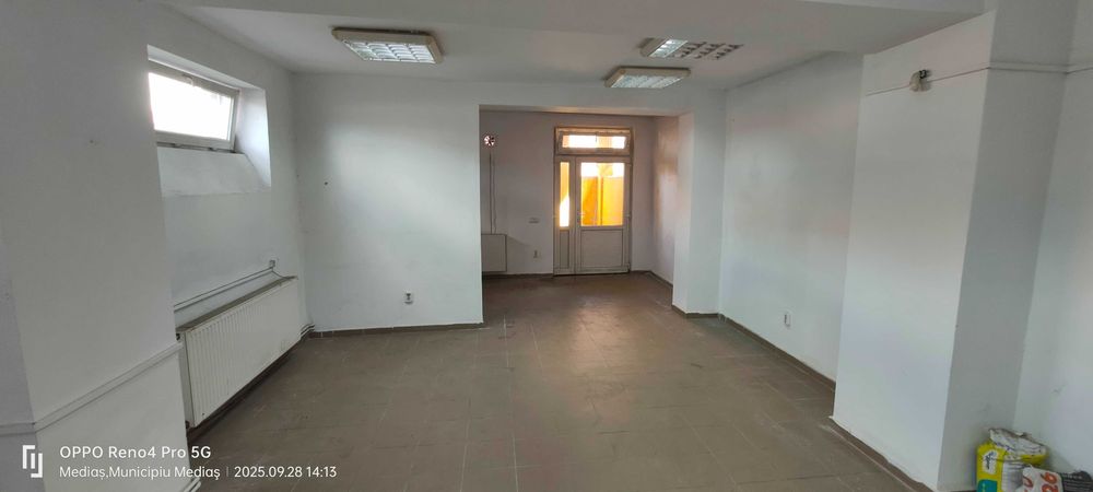 Se închiriază spațiu comercial vad comercial excelent