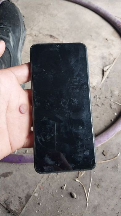 Samsung telefon a13 sotiladi
