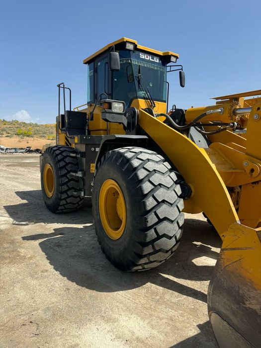 Погрузчик фронтальный 3 куб услуга