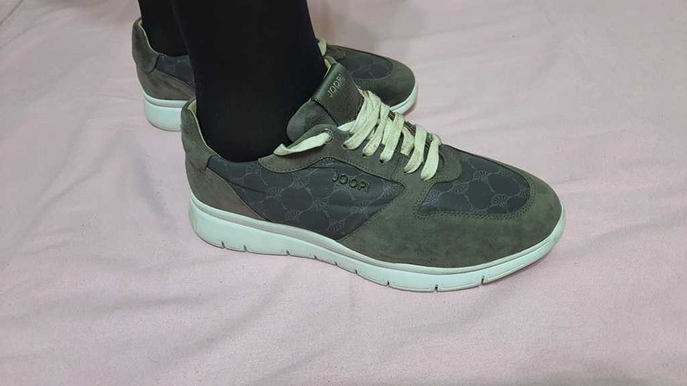 Adidasi full piele de la JOOP marimea 39