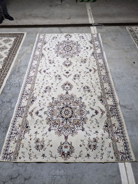 Продаю ковры и дорржки