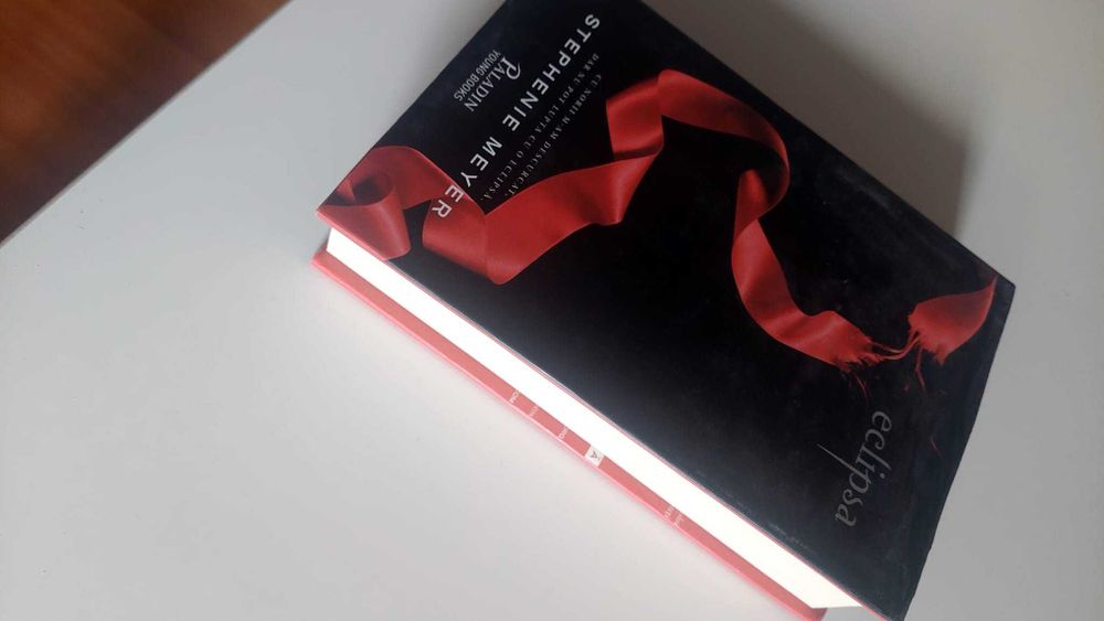 Eclipsa - Stephenie Meyer