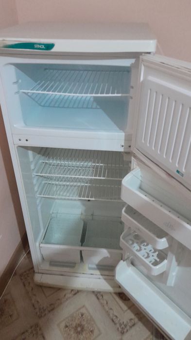 Продам холодильник