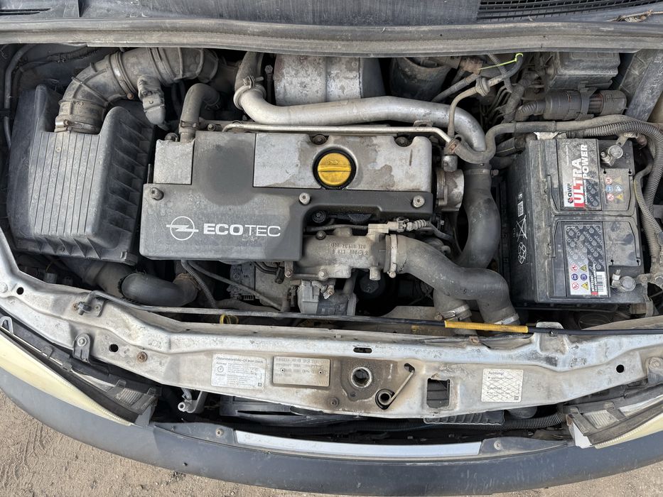 Opel Zafira A 2.2 на части