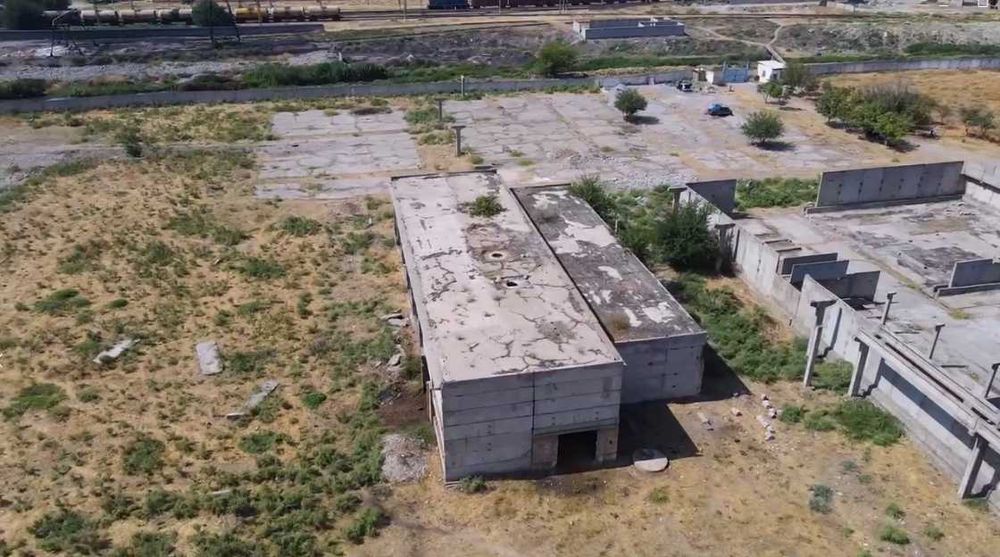 Чирчик город ориентир завод Максам с кадастром 5.1 гектар под ст-во