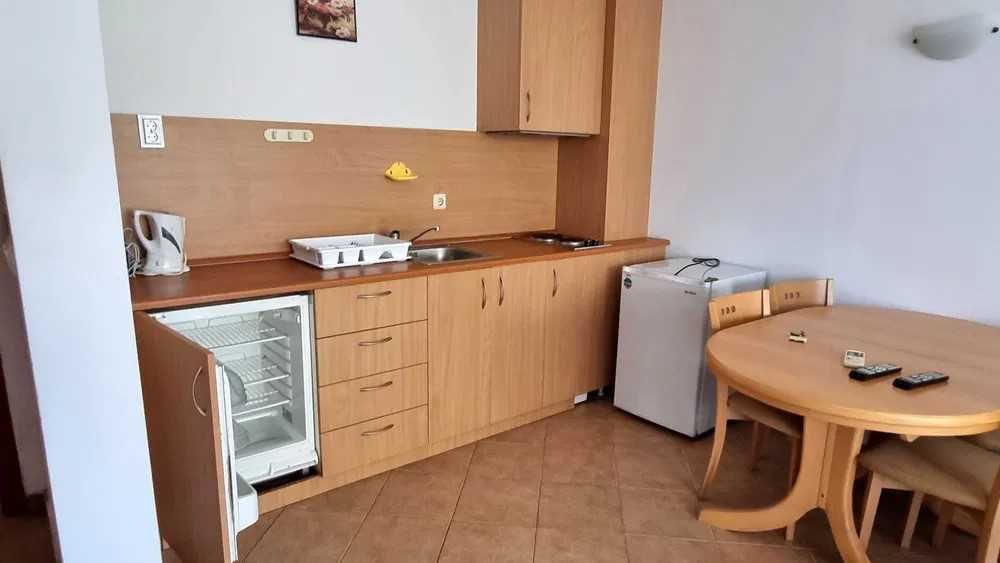 Дава се под наем Двустаен апартамент в к.к. Слънчев бряг - 60 кв.м за 300 € - Снимка #4