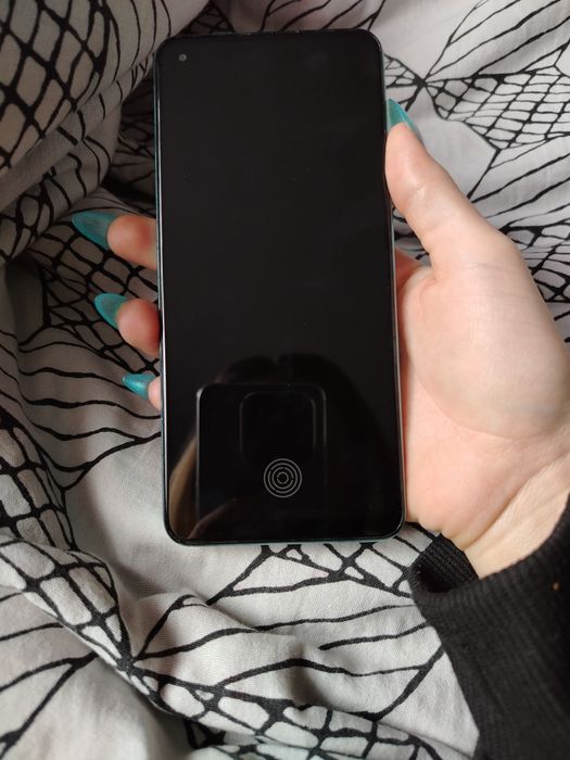 Продам телефон Орро