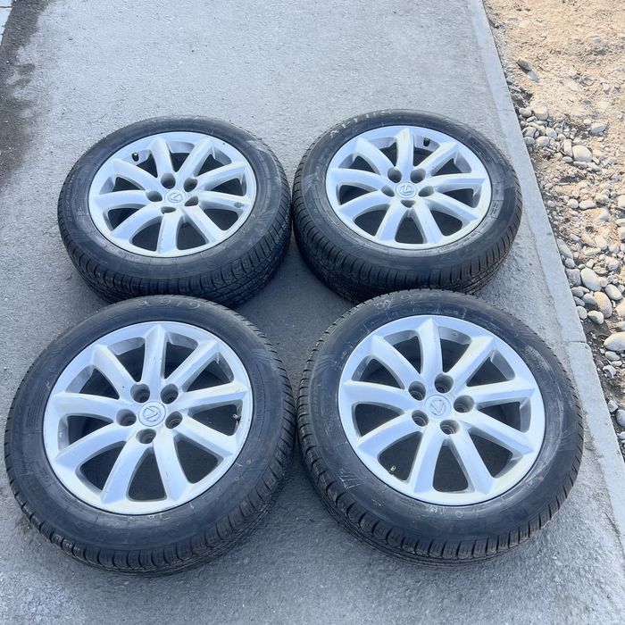 Диски с резиной R18 Lexus LS460.