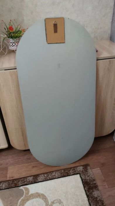Продам зеркало настенное