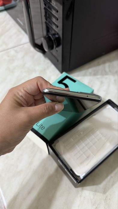 Продам Oppo reno 5life