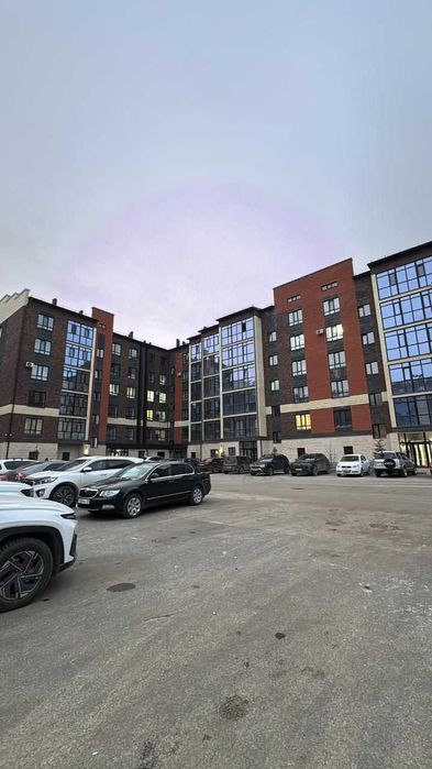 2 комнатная ,крыша двускатная