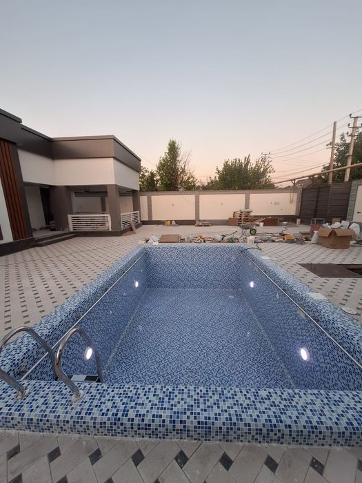 Бассейн строительства