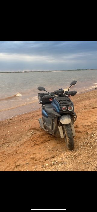 Продам скутер танк 165куб