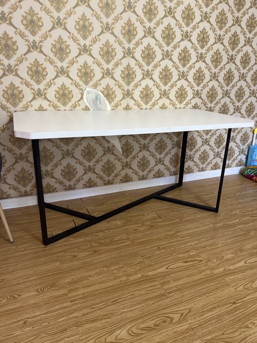 Стол мебель үстел