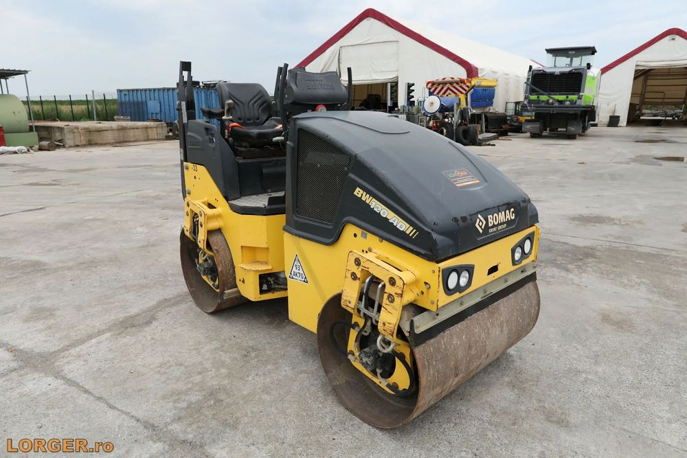 Bomag BW120 AD-5 Compactor tandem Bomag BW120 AD-5 din anul 2014