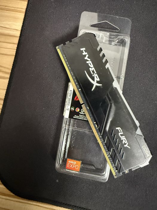 Kingston Fury 16 gb ddr4 чисто нова