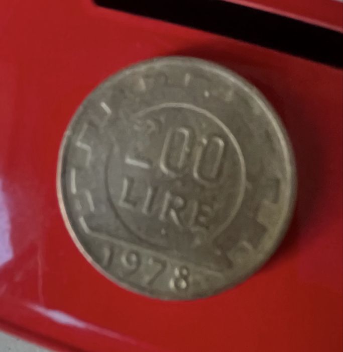 Moneda Republica Italiana de 200 lire, din anul 1978