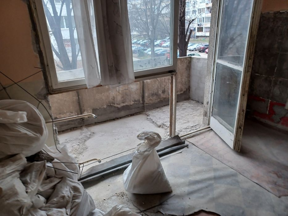 Къртене, чистене и извозване. Качване,сваляне на материали.