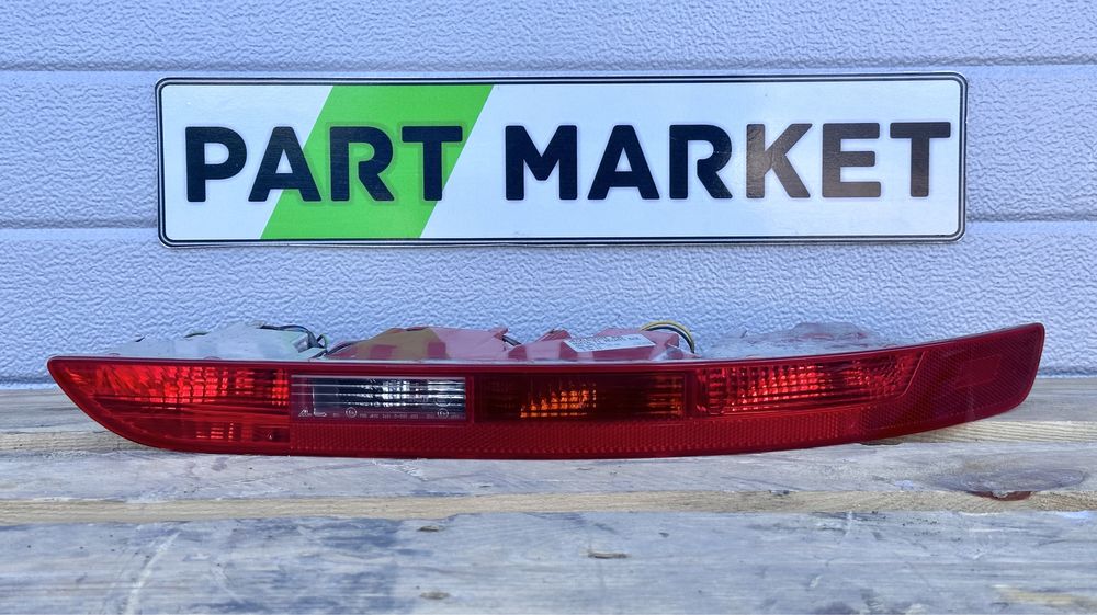 Десен стоп AUDI Q5 SQ5 8R0945096