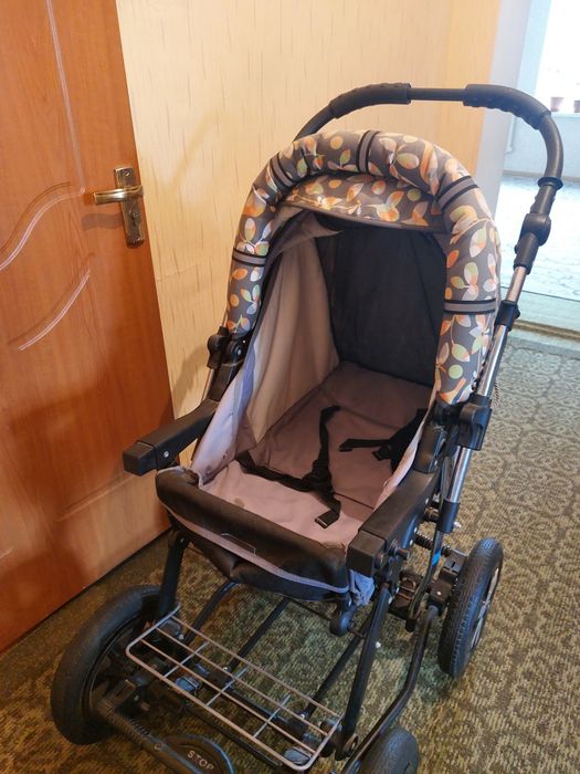 Детская коляска..