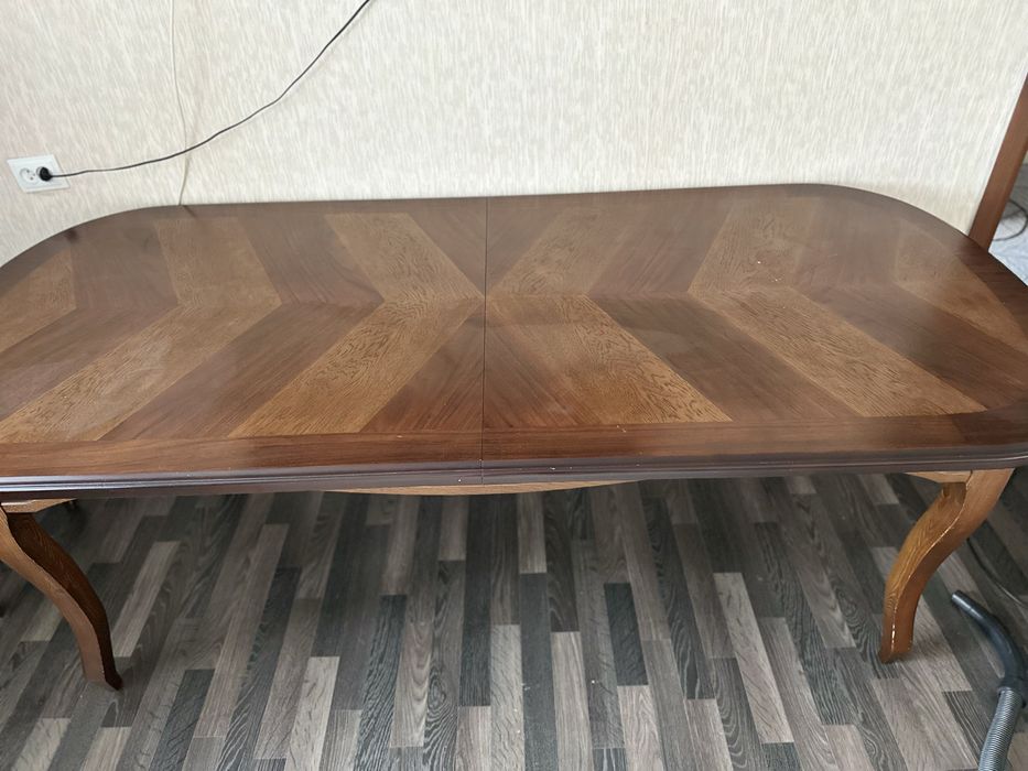 Продаю стол СРОЧНО !!!