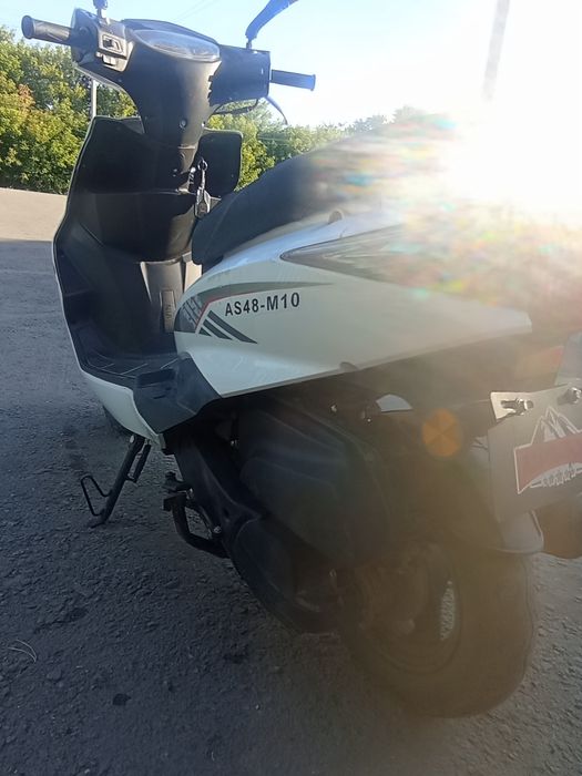 ALMOTOR M10 скутор