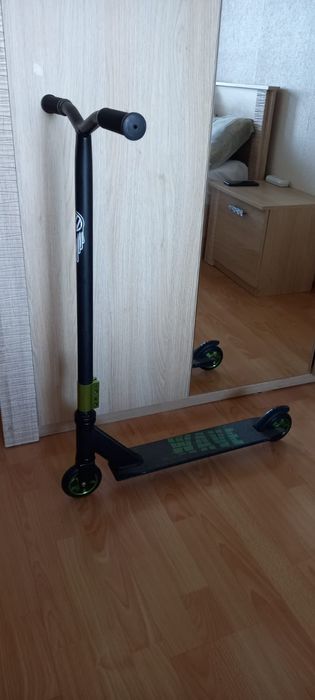 Продам  самокат.