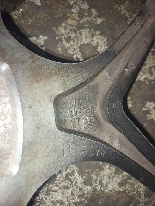 Диски BMW r20 стояли на x6