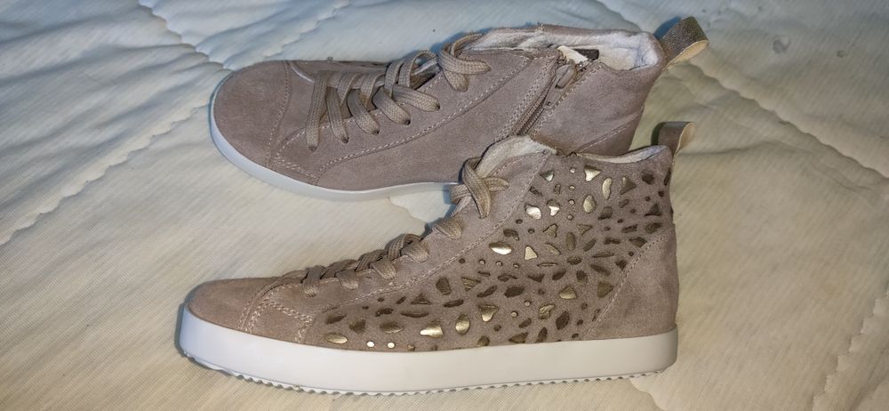 Adidasi dama Tamaris