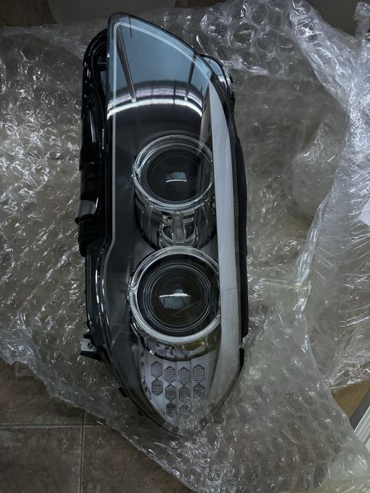 Нов оригинален ляв фар за BMW f10 HELLA