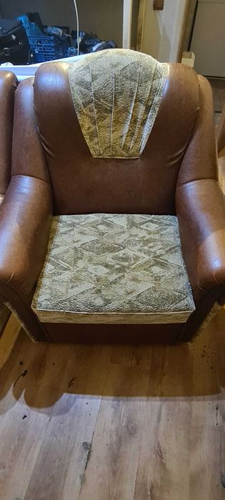 Vand set canapea cu 2 fotolii