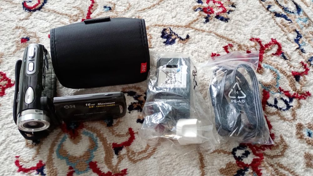 Продам видеокамеру в хорошем состоянии